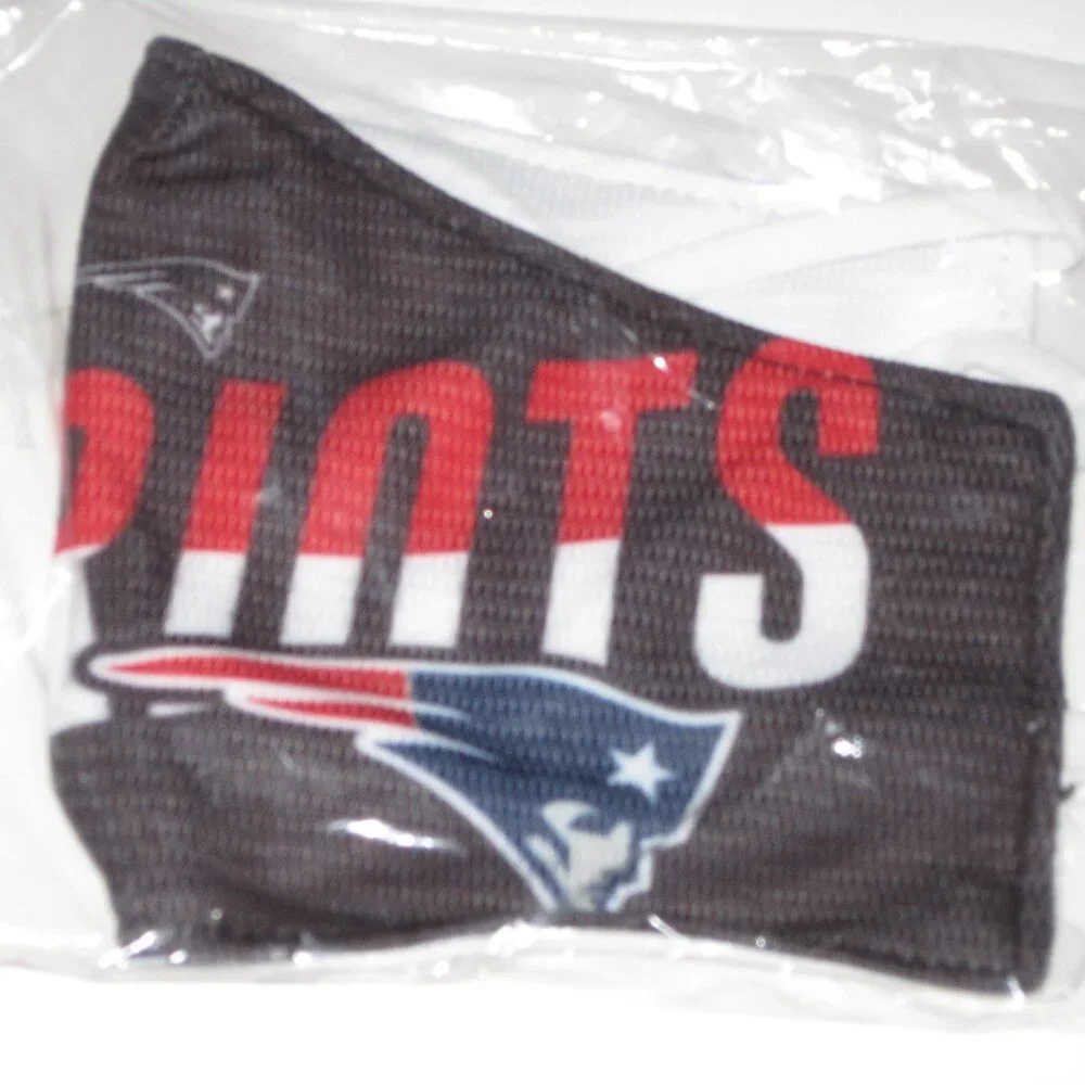FREE Shipping ULTIMATE 30 Piece NE ENGLAND PATRIOTS FACE MASKS